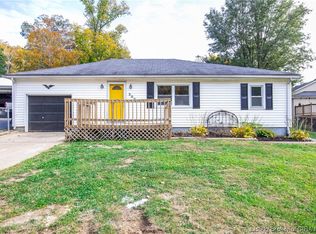 208 Shady Dr, New Albany, IN 47150