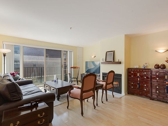 3rd image of 1800 Dewes St Unit 204