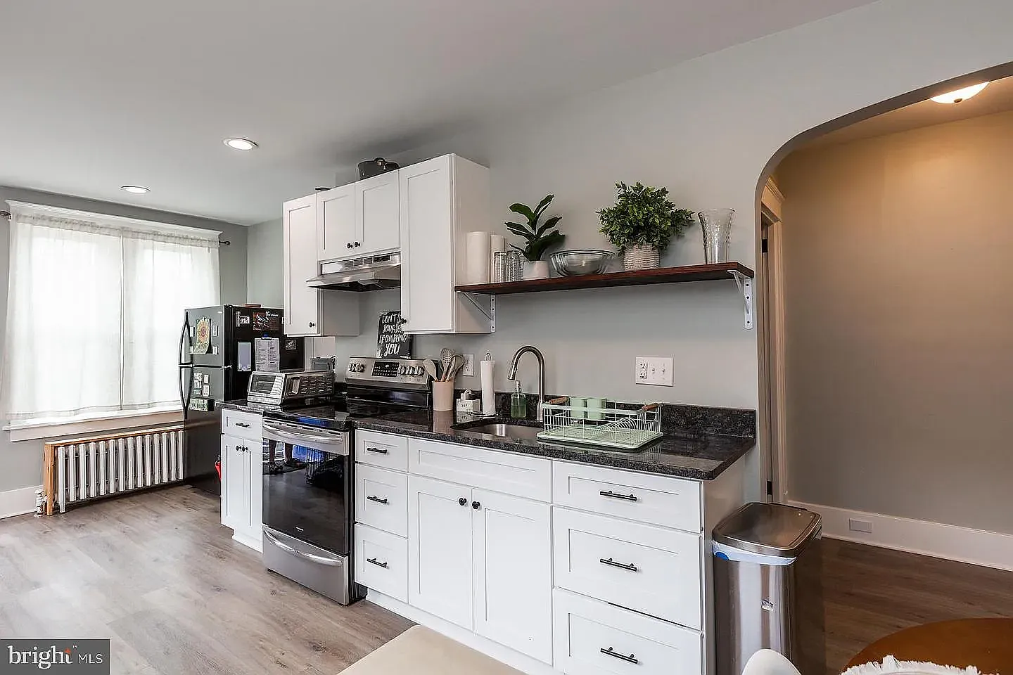 1 bed, $1,300 — Photo 3