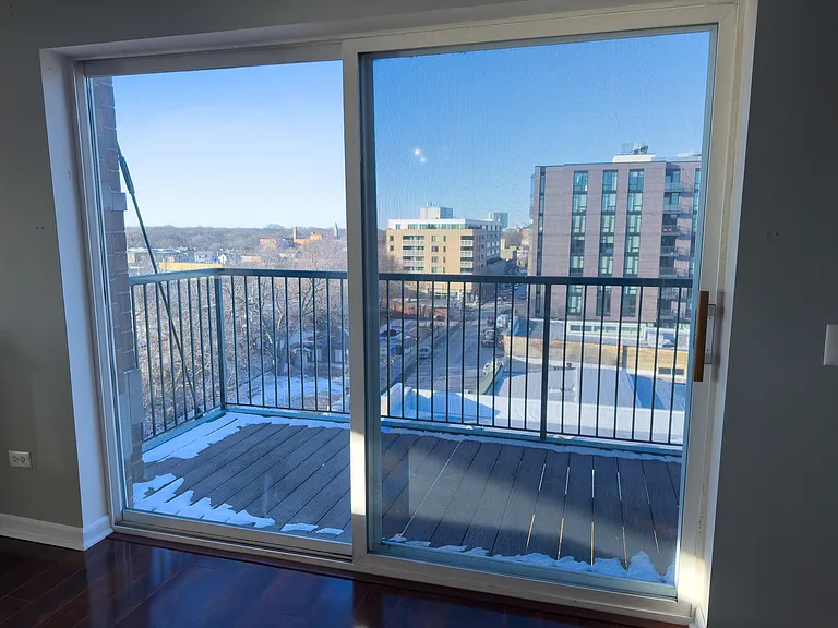811 Chicago Ave — Photo 13