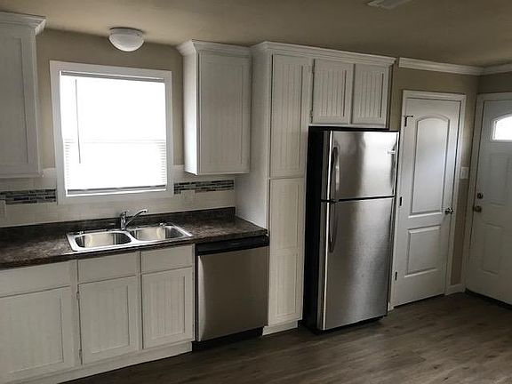 4th image of 9059 Kathlyn Dr