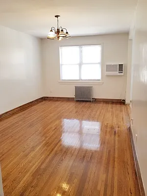 Rented by NYLA Realty | media 58