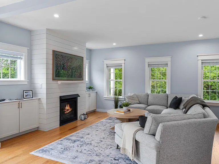 9 Baldwin Ct #9 — Photo 3