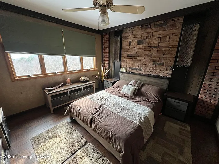 520 Maxine Dr — Photo 23