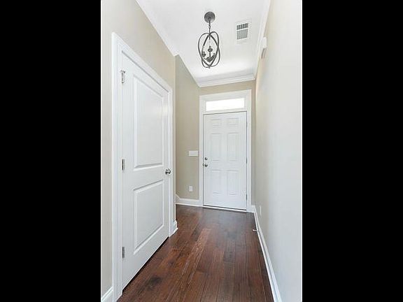 4th image of 872 Williford Run Dr
