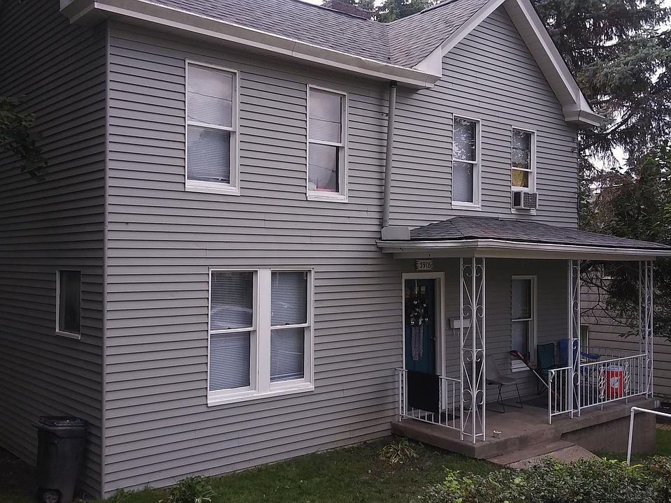 2nd image of 3918 Haldane St