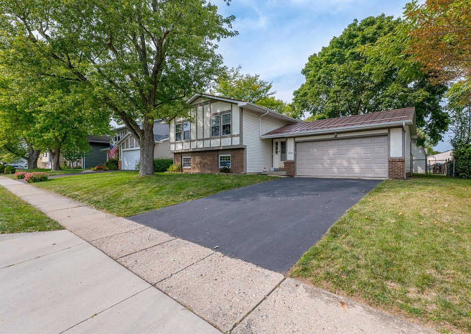 1st image of 6616 Birch Park Dr