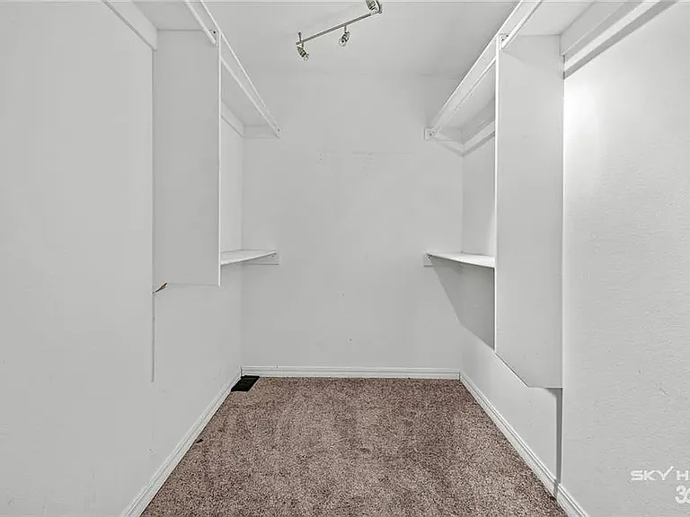 20593 Pug Gayer Rd — Photo 16