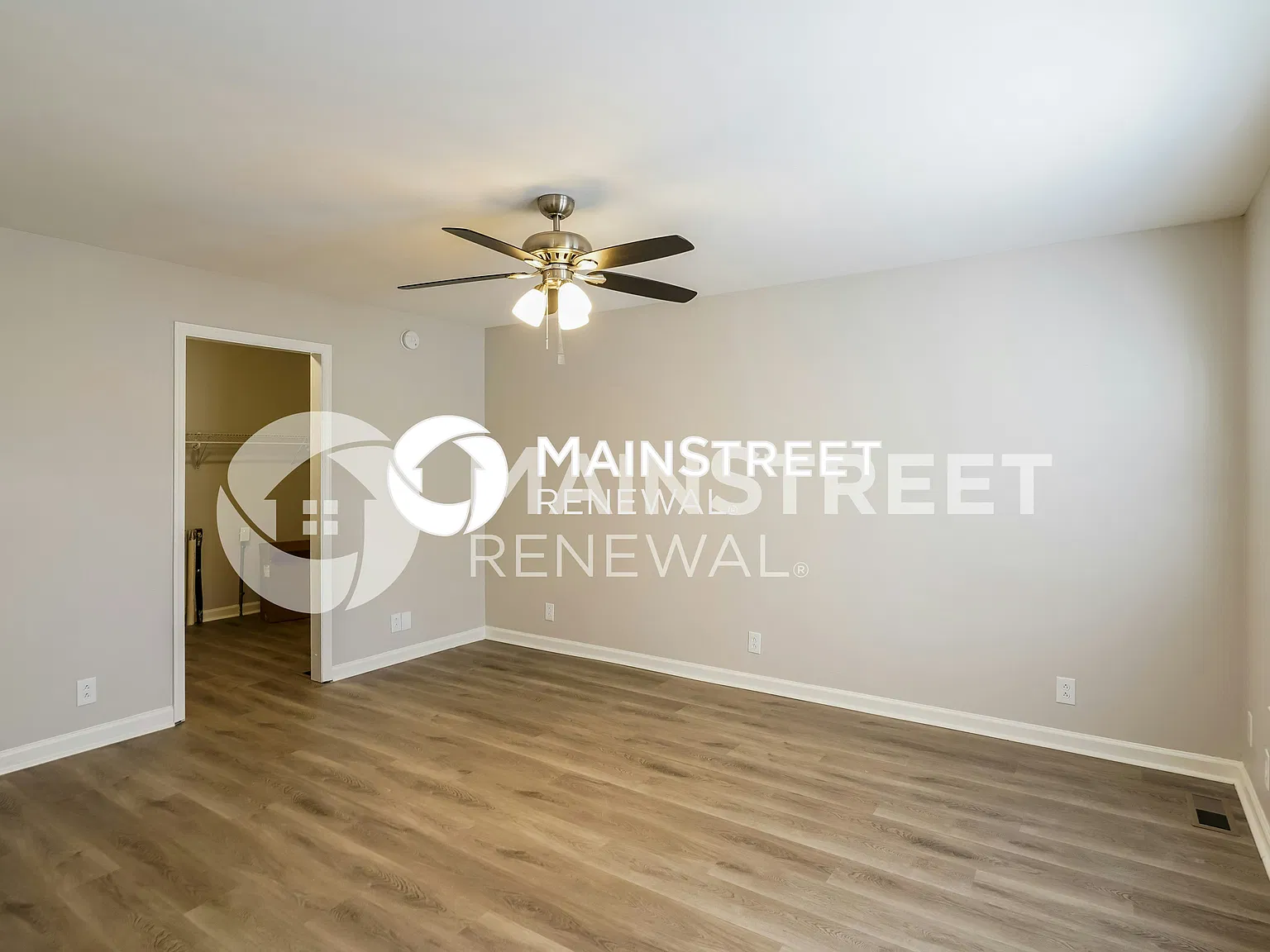110 COLE CT — Photo 4