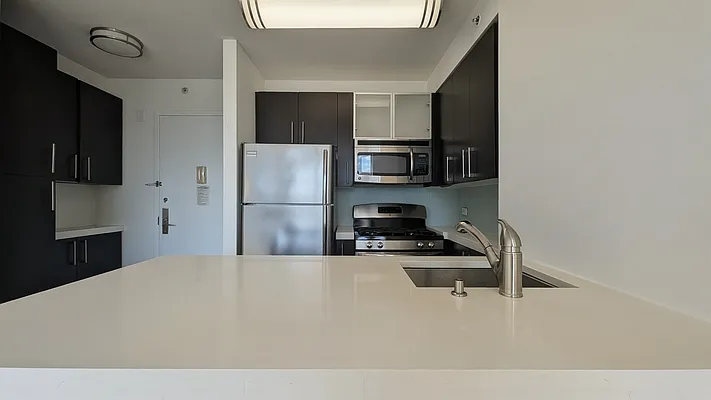 Kitchen, photo 1