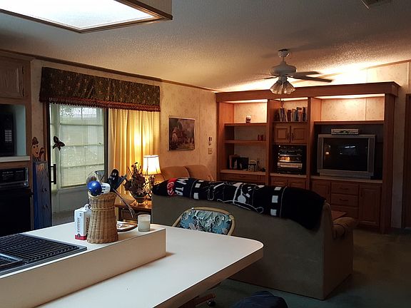 5th image of 16408 Avenida De Lago