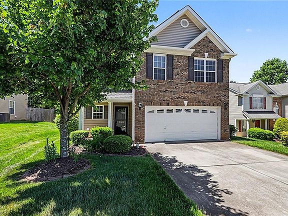 2nd image of 754 Peachtree Meadows Cir