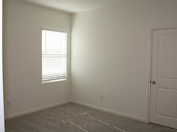 5th image of 1633 Whitworth Dr