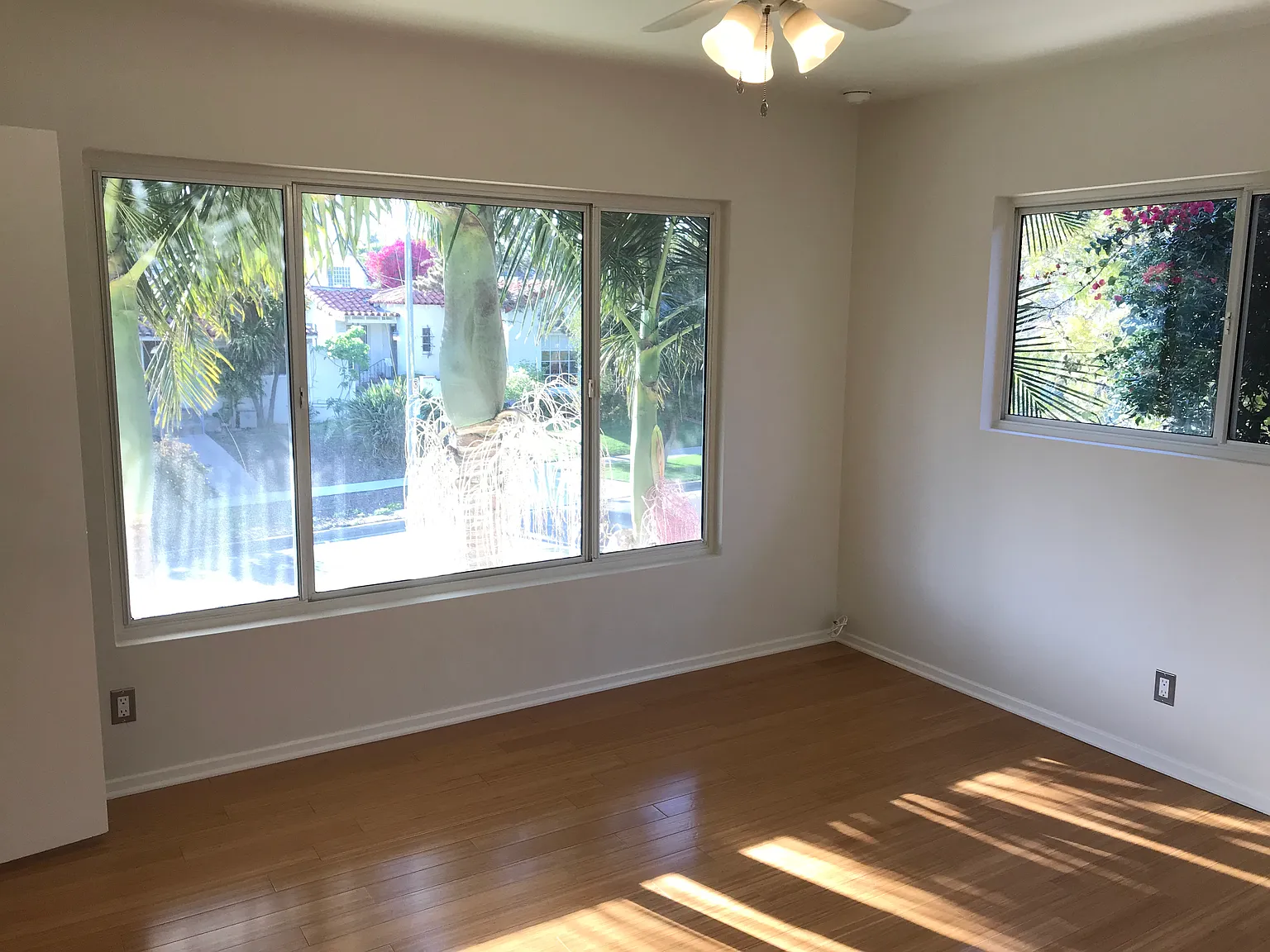 2 bed, 1010 sqft, $3,000 — Photo 4