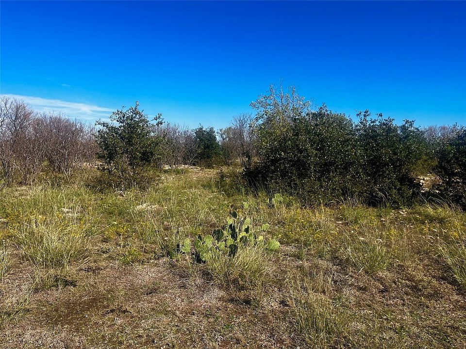 1st image of 240 Neeleys Slough Dr