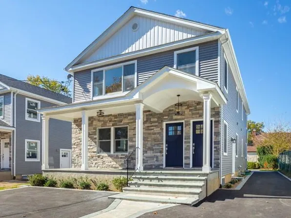 207 Nassau Blvd #A, Garden City, NY 11530