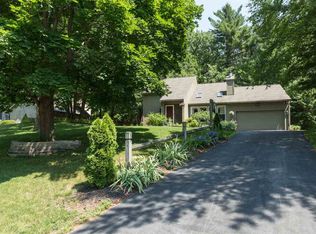 14 Meadow Rue Pl, Malta, NY 12020