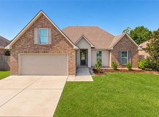 40340 Crestwood Ln, Ponchatoula, LA 70454