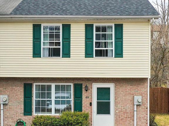 3rd image of 416 Ridgefield Ave