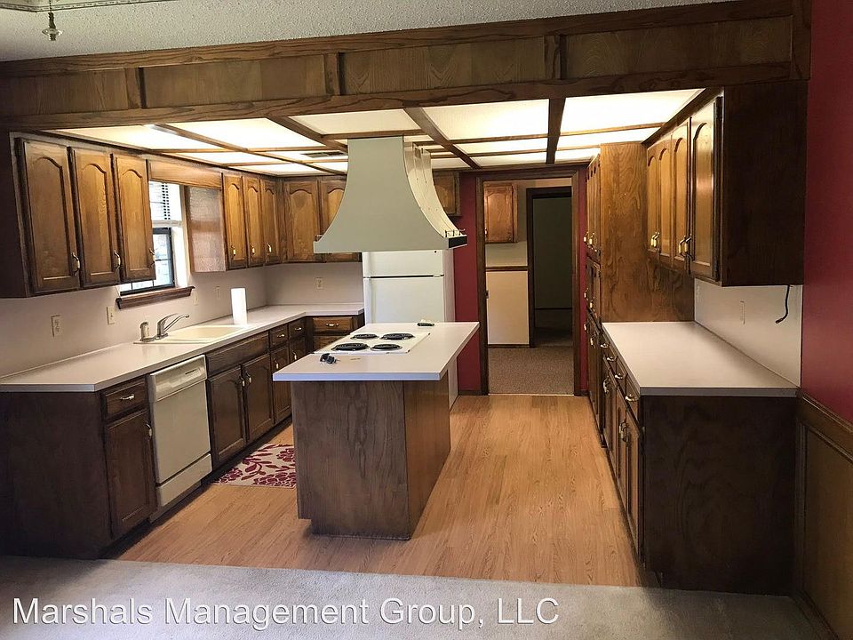 2nd image of 108 Cherry Creek Rd