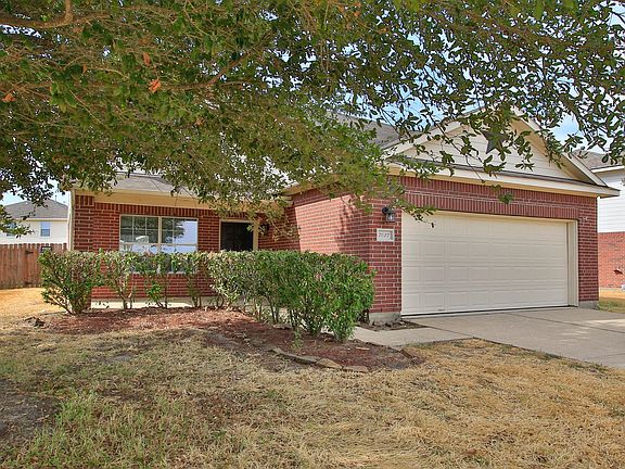 3rd image of 7027 Durango Creek Ln