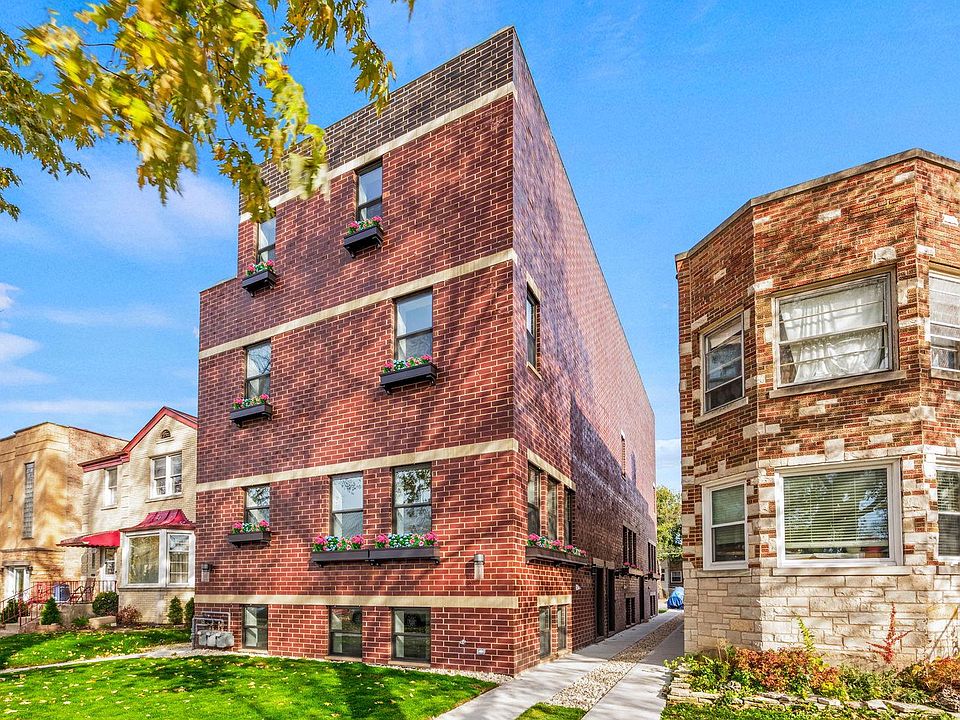 1st image of 6223 N Albany Ave #B
