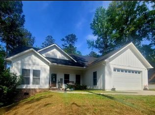 210 Melody Ln, Valley, AL 36854