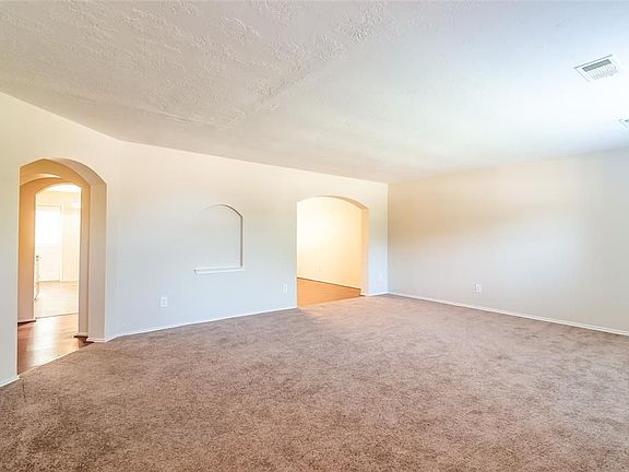 2nd image of 9431 Crystal Cove Cir