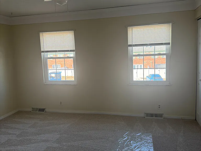 21 Courthouse Grn #21 — Photo 11