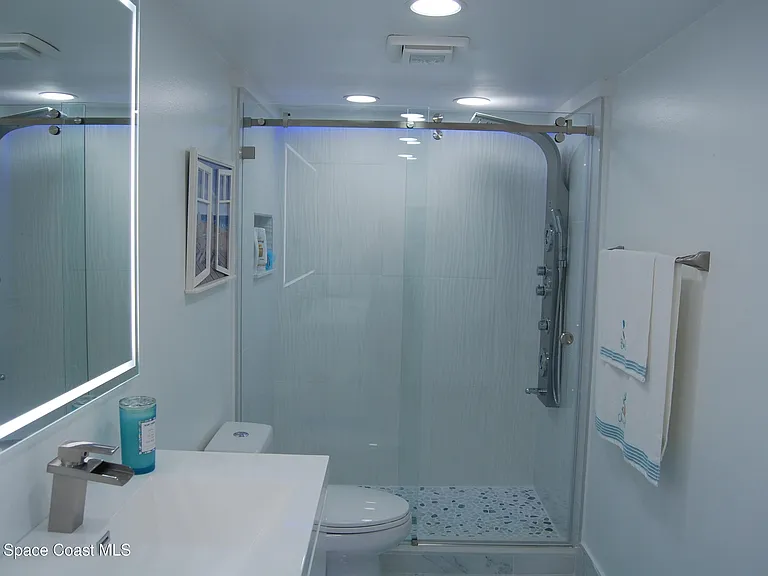 1860 N Atlantic Ave #B405 — Photo 18