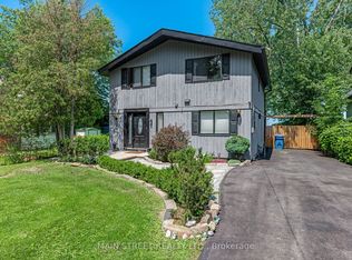 126 Moores Beach Rd, Georgina, ON L0E 1N0