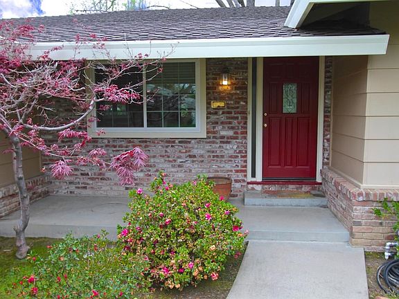 3rd image of 6366 Driftwood St