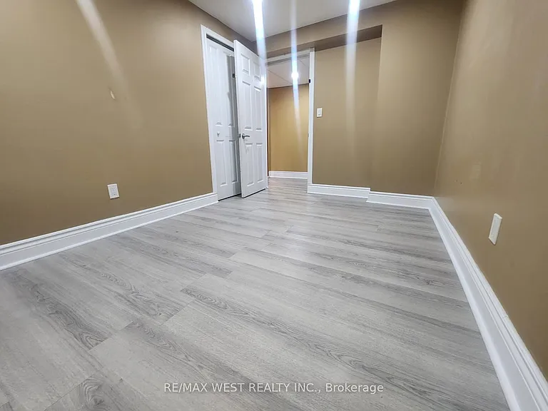 5 Ludgate Dr #BASEMENT — Photo 12