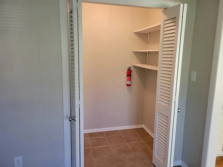 7811 Haven St SE — Photo 24