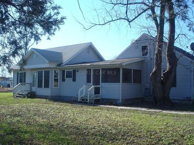 26385 E Pear St, Crisfield, MD, 21817