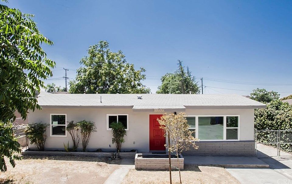 1st image of 34989 Acacia Ave