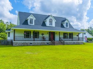 1226 Spring Grove Rd, Bonneau, SC 29431