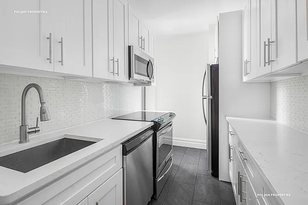 Rented by Poljan Properties Inc. | media 5