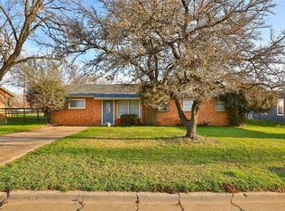 832 Rambler St, Albany, TX 76430