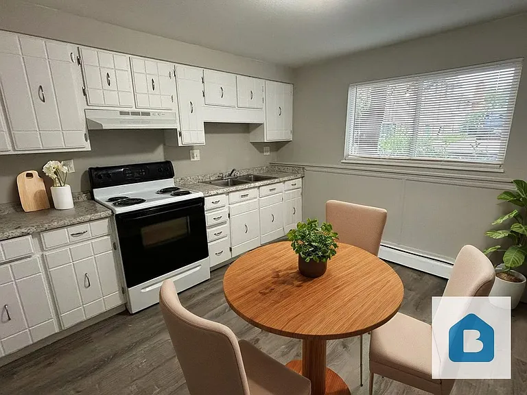 340 Gahart Drive — Photo 7