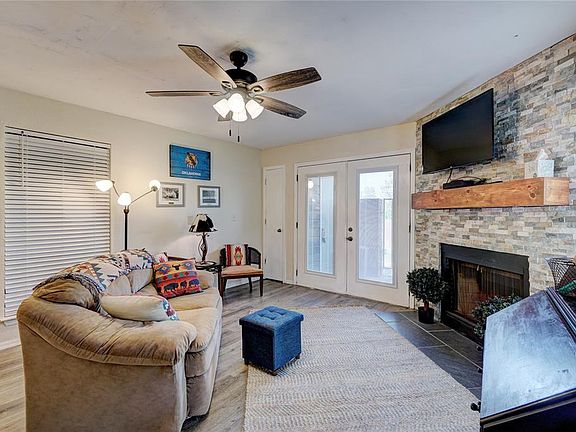 3rd image of 11510 N May Ave #B106