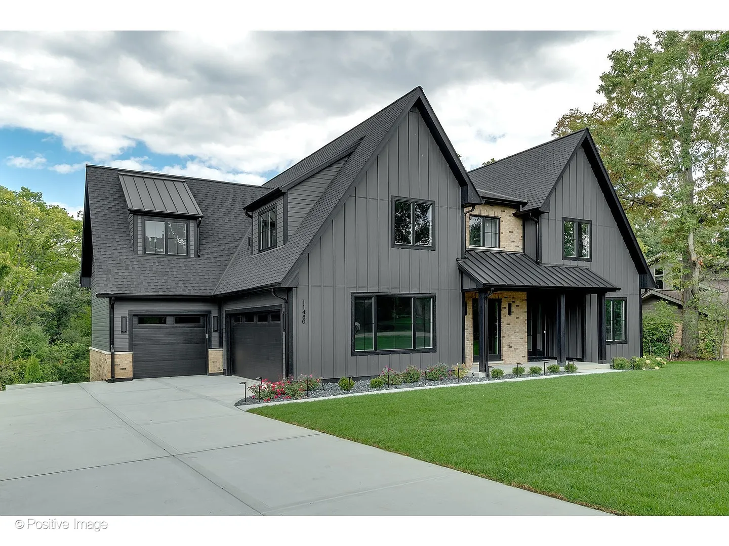 11480 Circle Dr photo 1