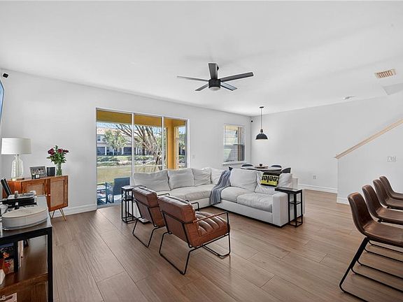 5th image of 10813 Alvara WAY