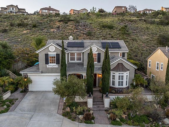 3rd image of 3845 Sacramento Dr