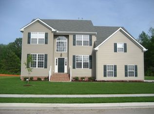 1913 Twilight Arch, Chesapeake, VA 23323