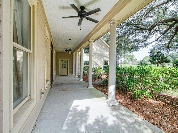 3rd image of 70 Old Fort Dr