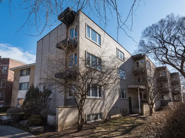 2151 Ridge Ave APT 2C, Evanston, IL 60201