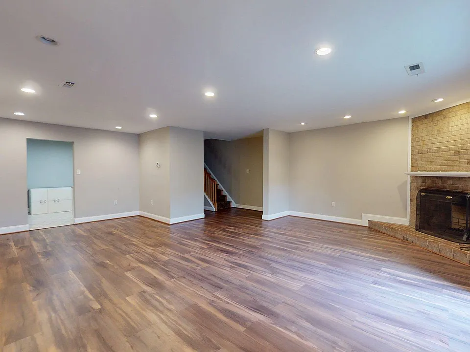 951 S Rolfe St #1