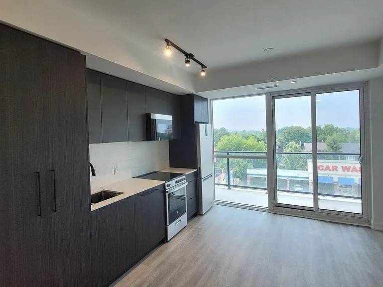 2369 Danforth Ave #507 — Photo 4