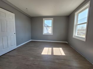 70 Grove St #3, Hempstead, NY 11550